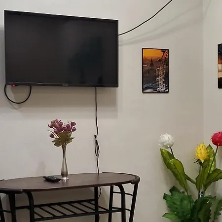 Jen'S Paranaque City Apartment Manila Exterior photo